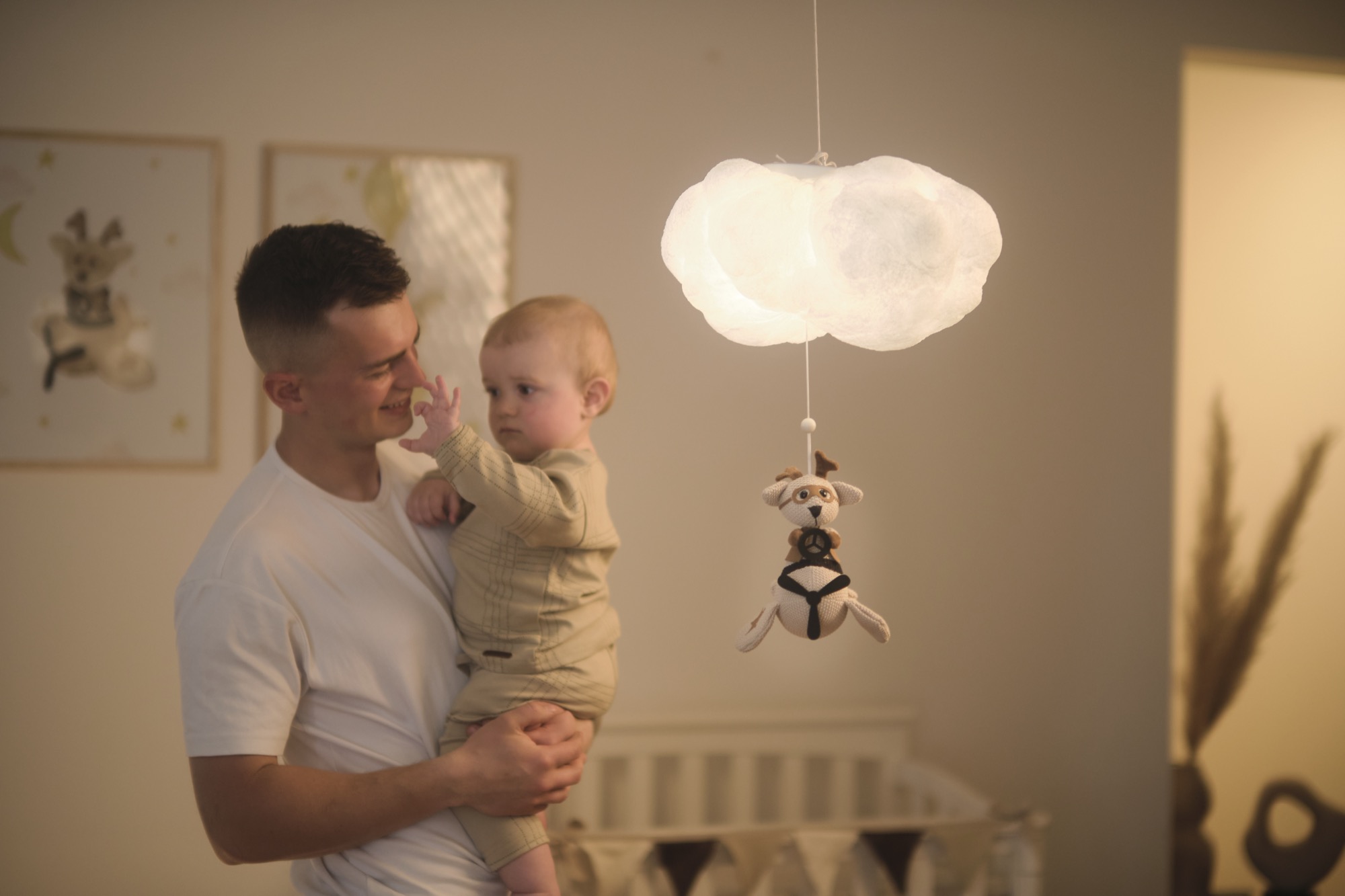 Natlampe med musik
